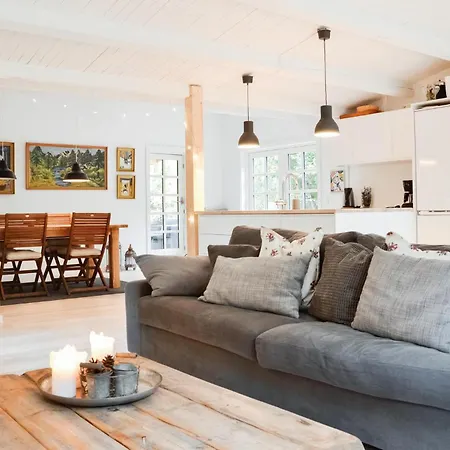 3 Bedroom Beautiful In Holiday home Frederiksvaerk